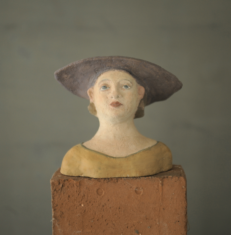 Katrin Lau - Mädchen mit großem Hut (2010)